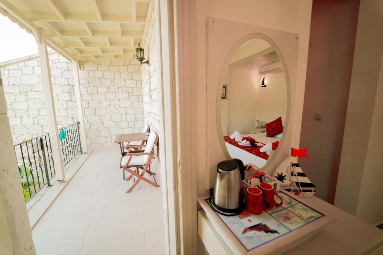 Alacati Marina Palace ภายนอก รูปภาพ