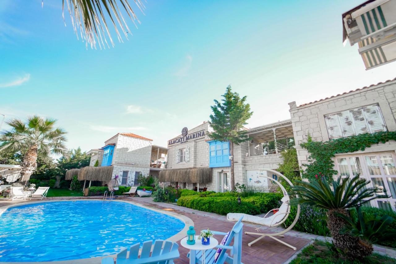 Alacati Marina Palace ภายนอก รูปภาพ