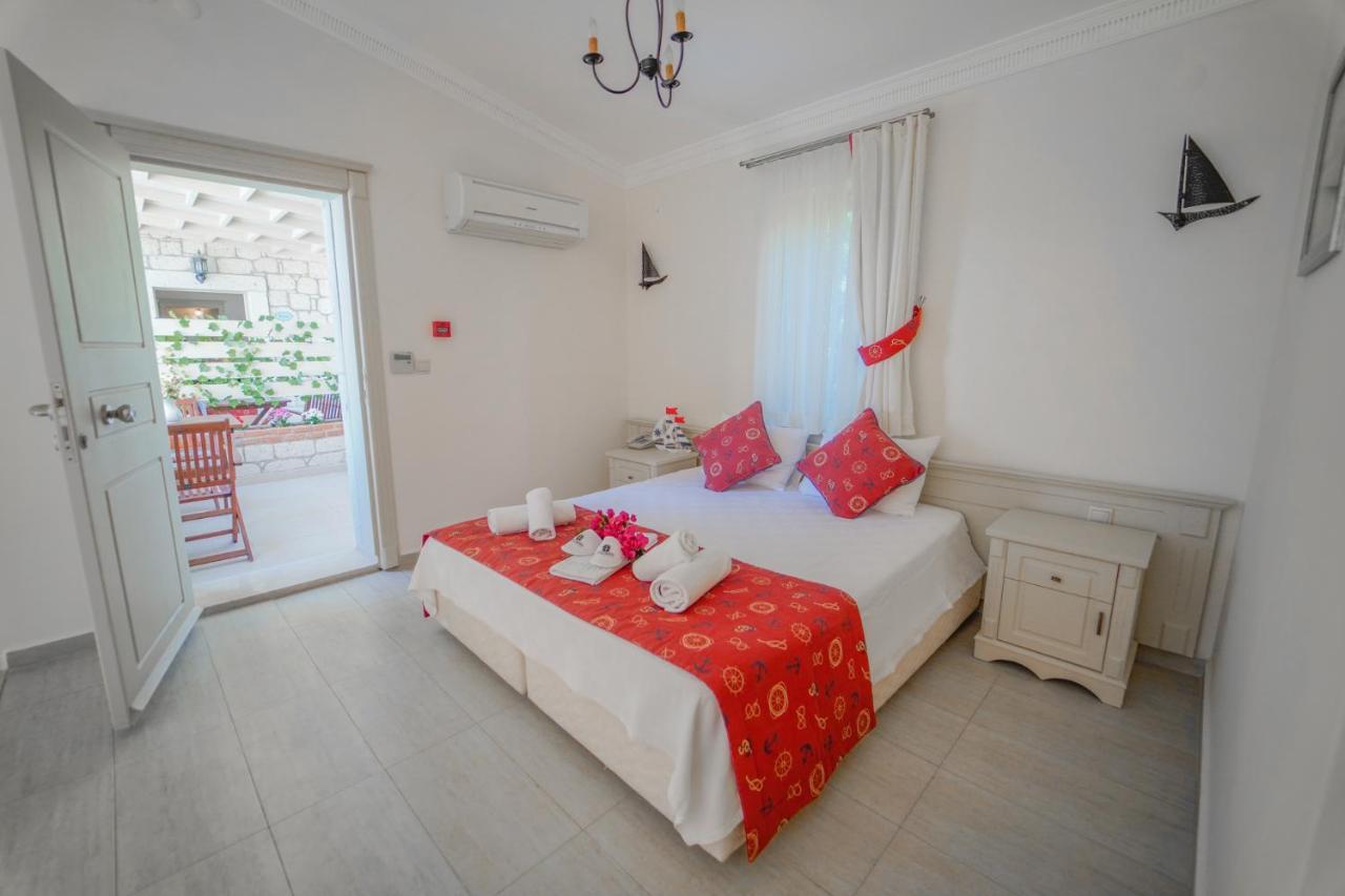 Alacati Marina Palace ภายนอก รูปภาพ