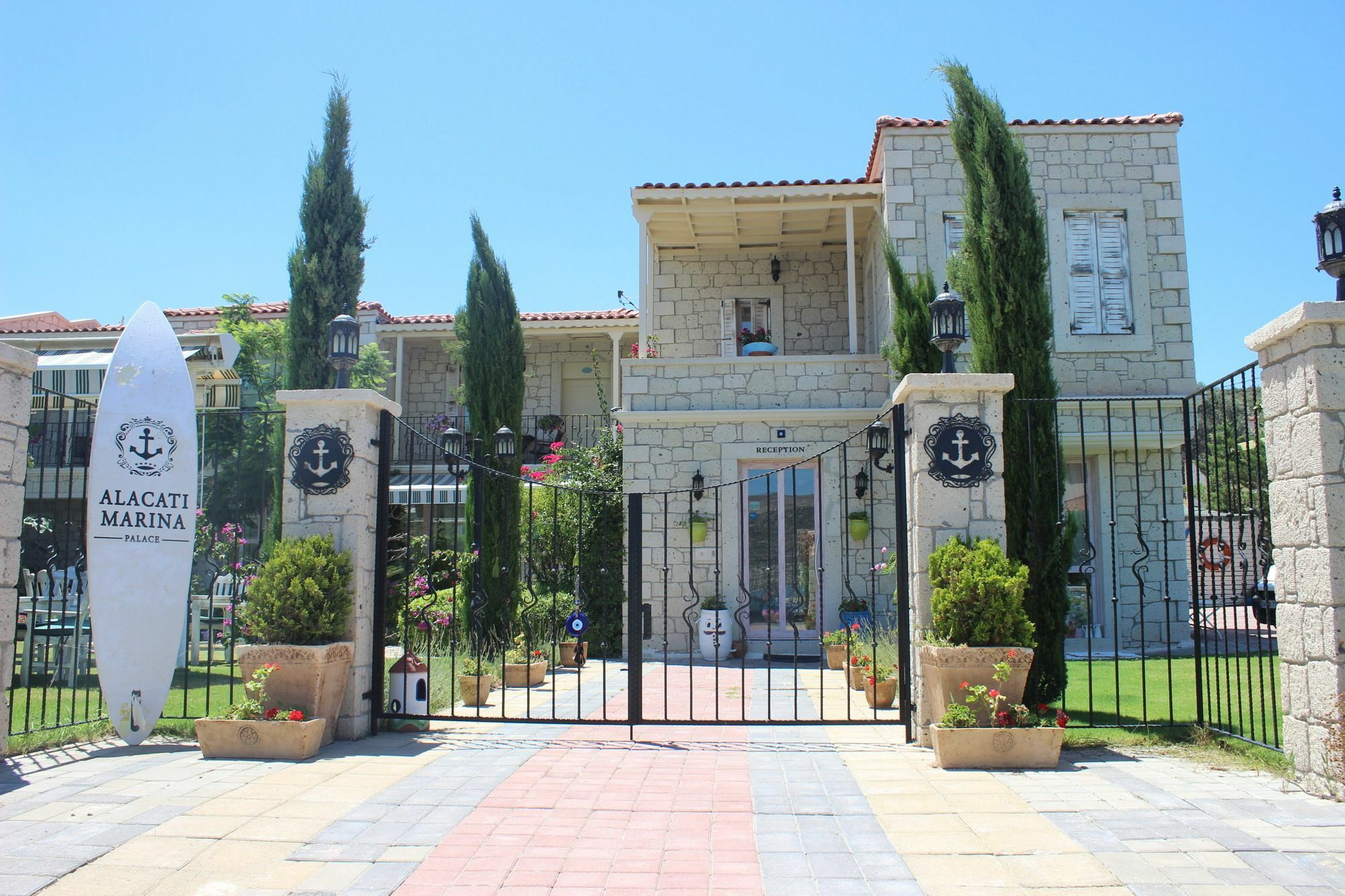 Alacati Marina Palace ภายนอก รูปภาพ