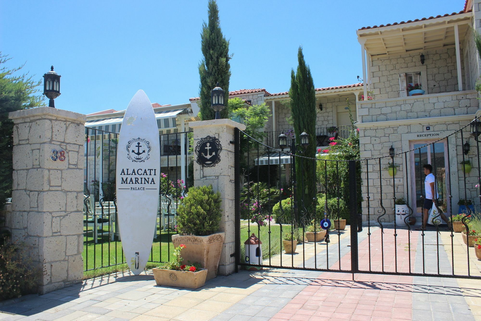 Alacati Marina Palace ภายนอก รูปภาพ
